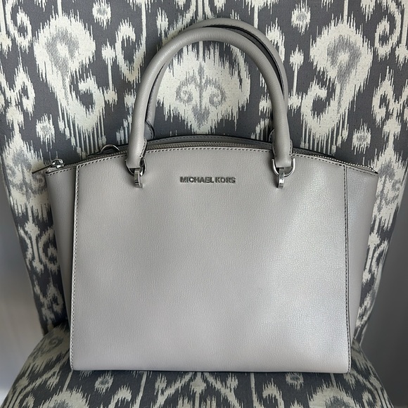 Michael Kors Ellis Satchel - Picture 3 of 10